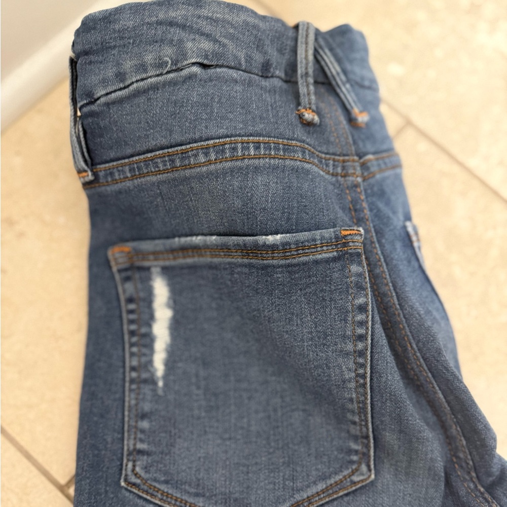 Good American Blue Skinny Jeans with Embellished Ankle - Picture 7 of 7